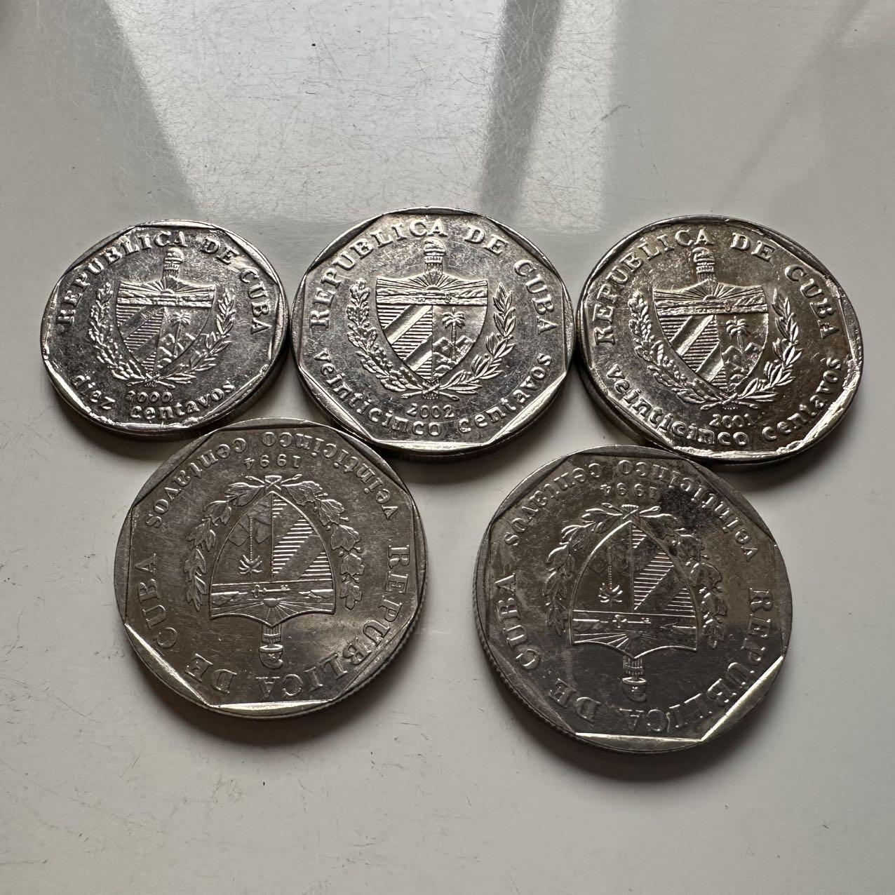 🌹外币初藏🌹🐯2025年第141场  每周二四六晚8️⃣点 接代拍 古巴外汇币5枚 有章型和币型