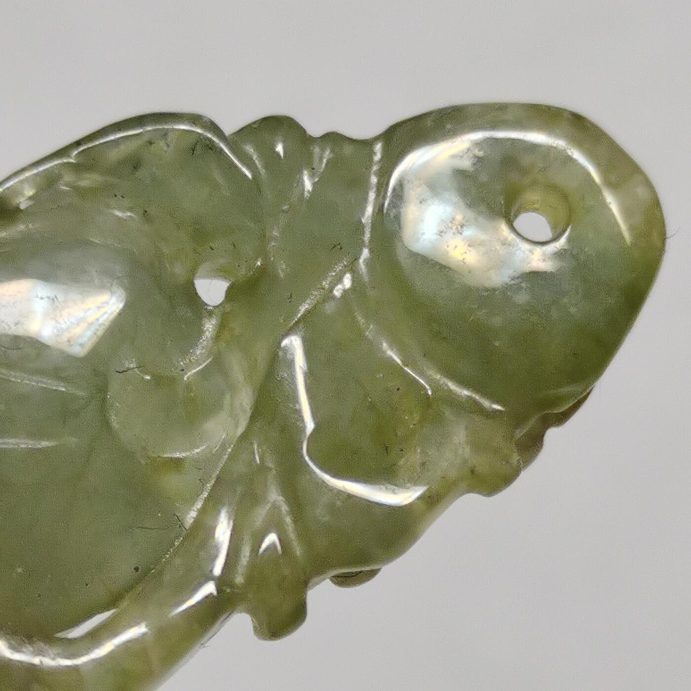 杂件专场89期 清代老玉吊坠，手雕猴和桃