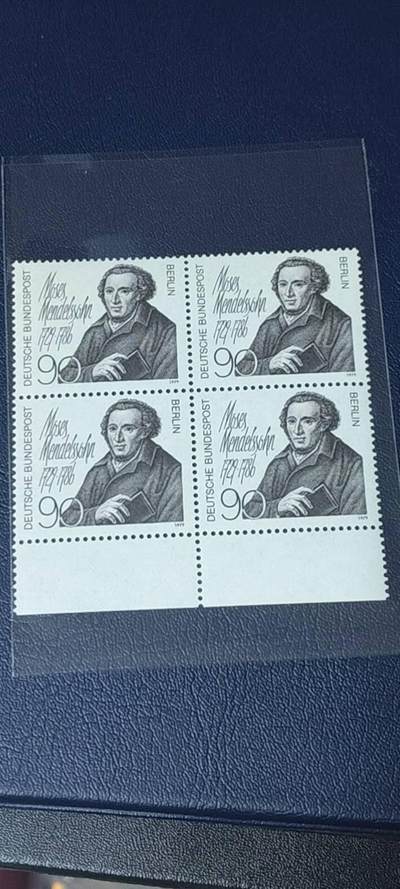 德国邮票专场，都是人物题材 - 德国  四方联，1979年发行：哲学家门德尔松，品相如图