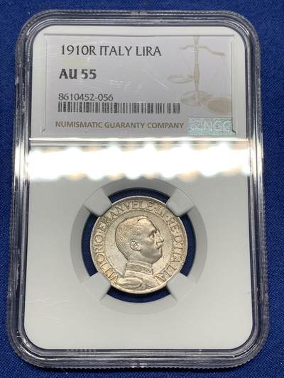 《竞宝斋》第448场 周日，周一，2场连拍 （全场包邮） - NGC AU55 意大利1910年四架马车圈版里拉银币，早期的1910年