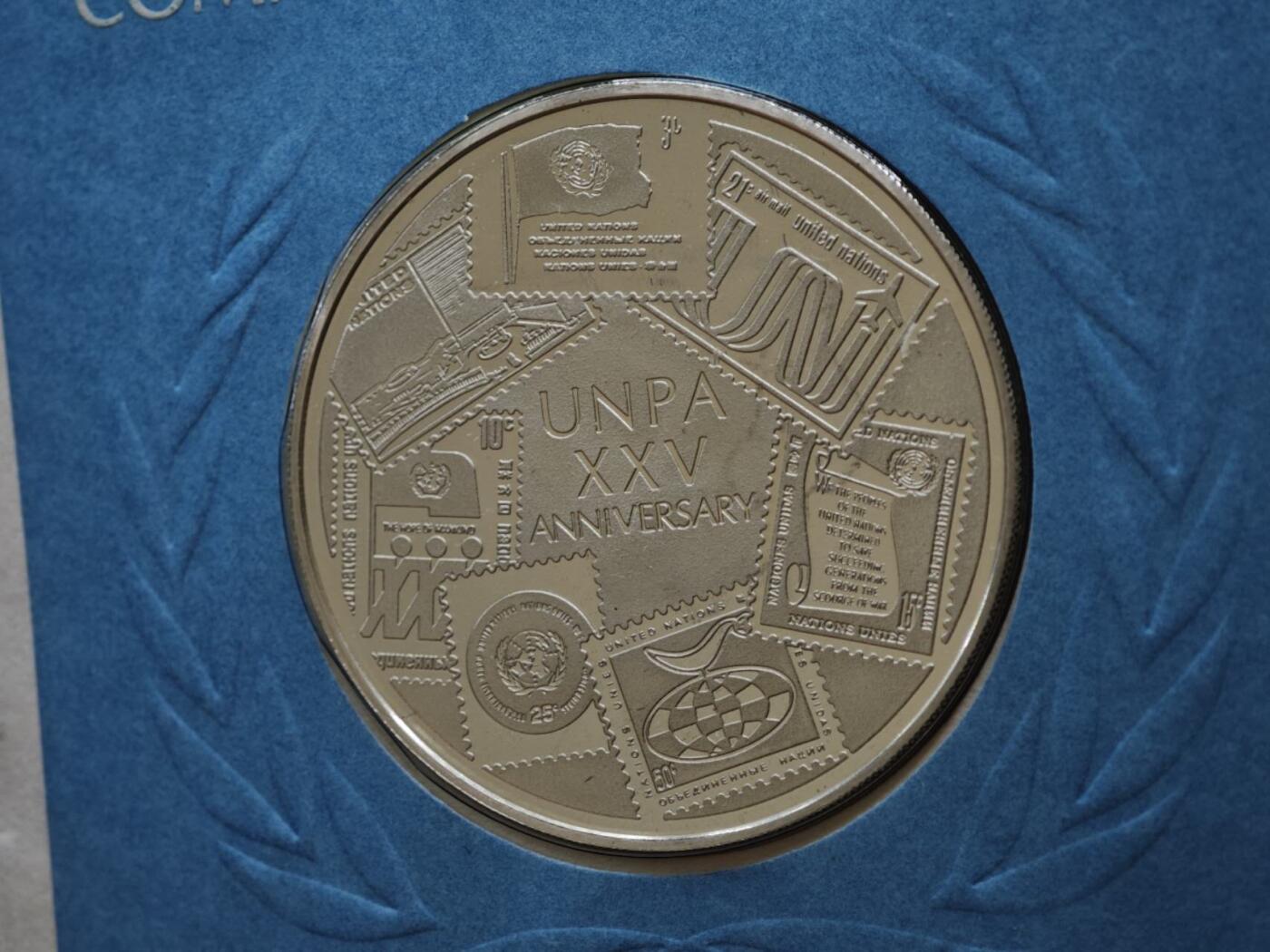 【淘币小摊】实时拍第八百三十拍   银币套币场   满百包邮可预留二周 每周一统一发货   联合国精制银章重20克925银银价260