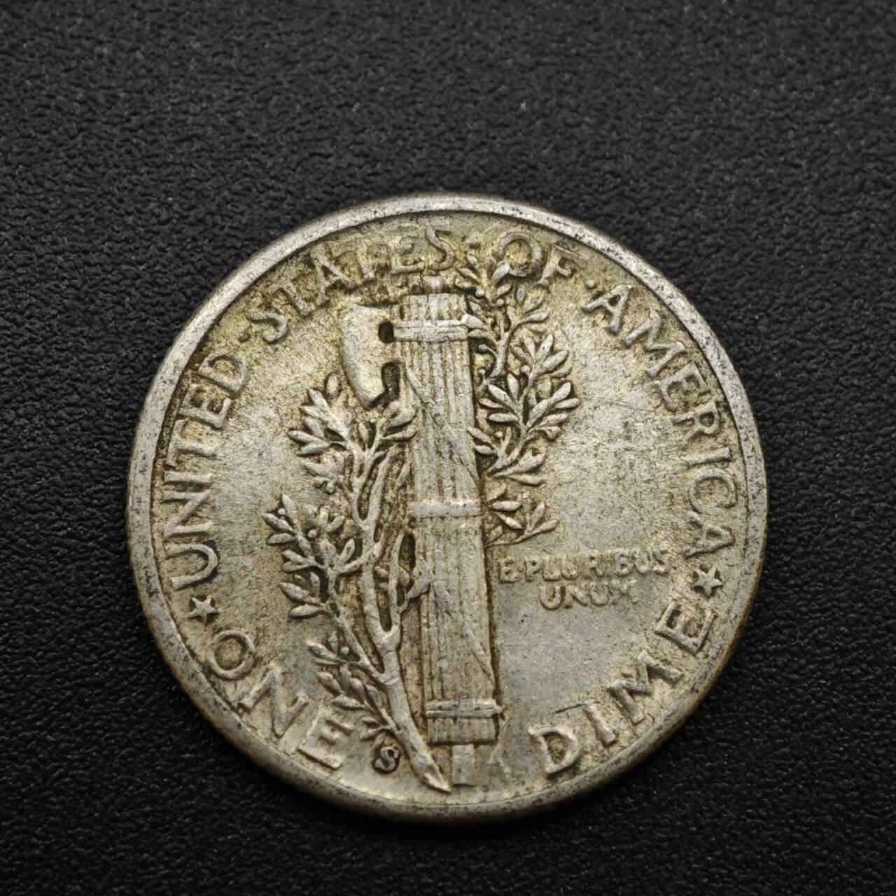 【淘币小摊】实时拍第八百三十拍   银币套币场   满百包邮可预留二周 每周一统一发货   美国1943年小飞人10分银币