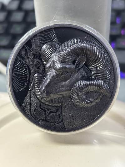 第186期拍卖 - 蒙古2022年大自然盘羊5盎司高浮雕黑色纪念银币无盒无证书，999银，发行500枚