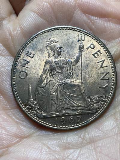 2025年第一百三十七场(总第一百六十三场）外国好品散币场(免佣金) - 英国🇬🇧1967年1便士(伊丽莎白二世青年桂冠第二版，普制币关门年)