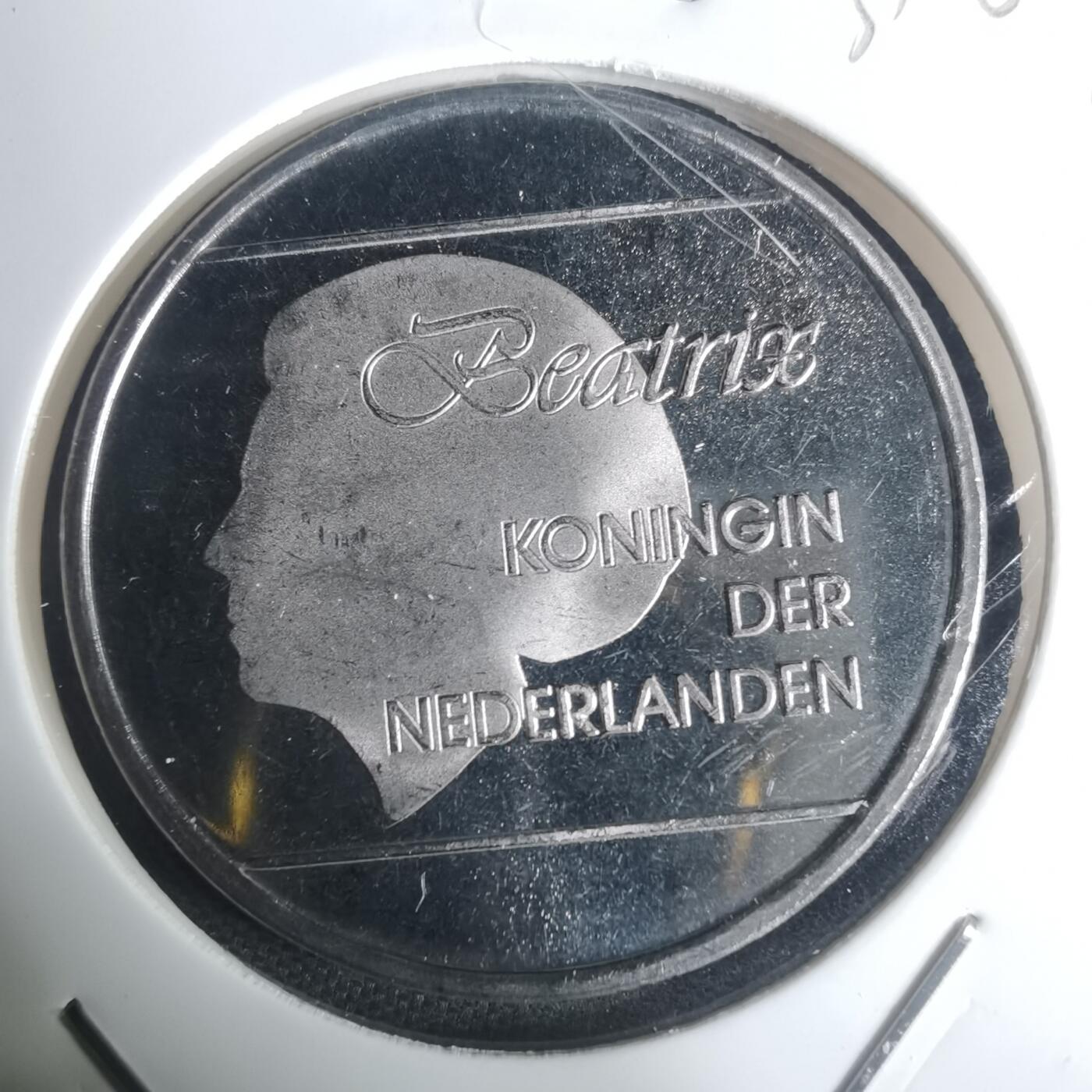 沼泽如烟--第935场 阿鲁巴1986年2.5弗洛林