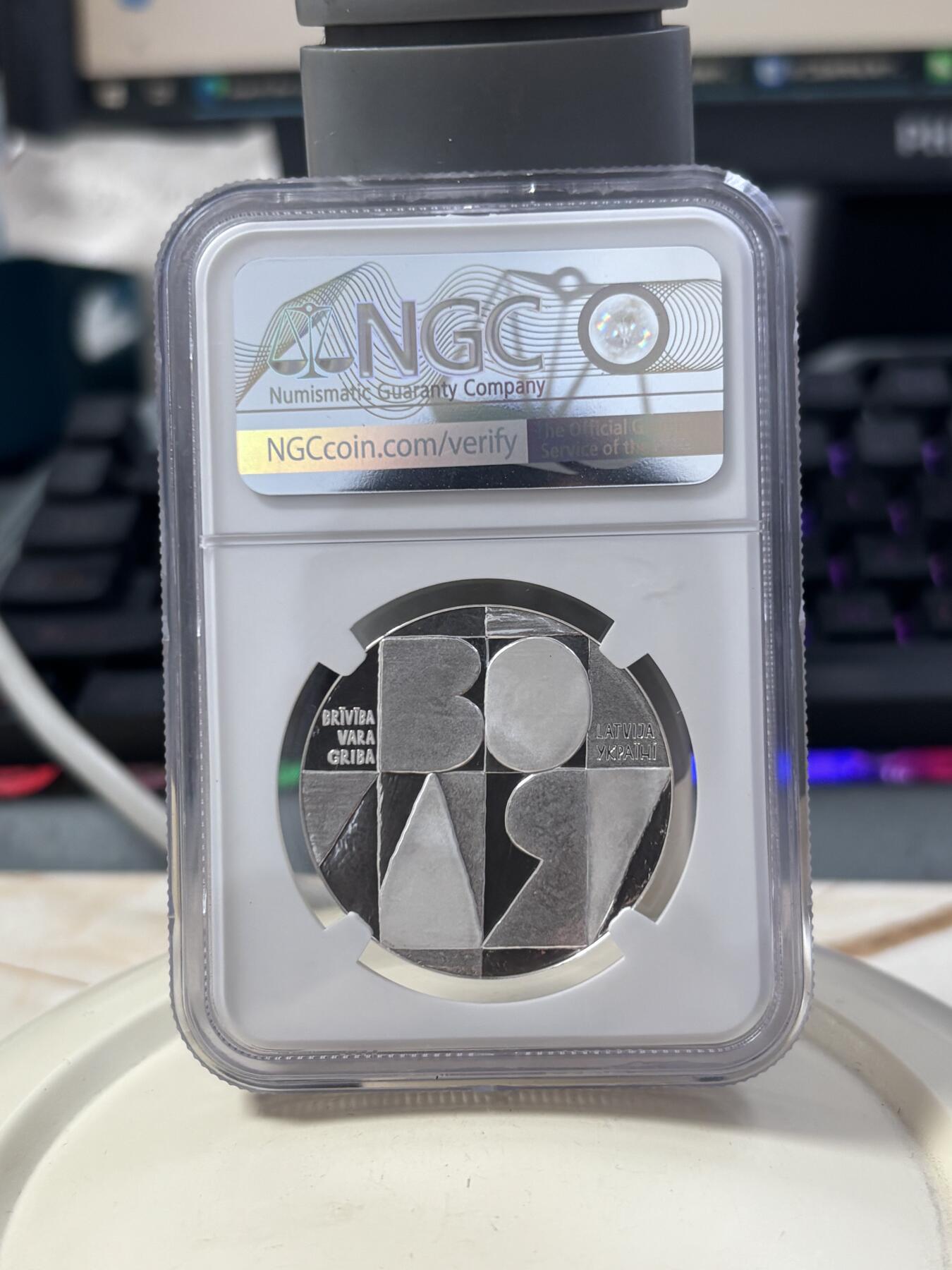 第186期拍卖 拉脱维亚2022年为了自由精制纪念银币NGC-PF70无盒无证书，999银，22克，发行8000枚