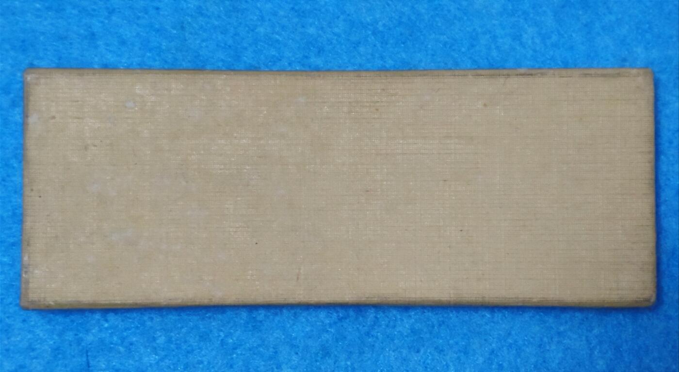 12月14日 🌏全球币章 珍品：1922年，德国，盖尔多夫10马克，陶瓷，紧急币，原盒3枚套，直径约40.5mm，41.5mm，43mm，重约：9g，10g，11g，全套综合近unc品相