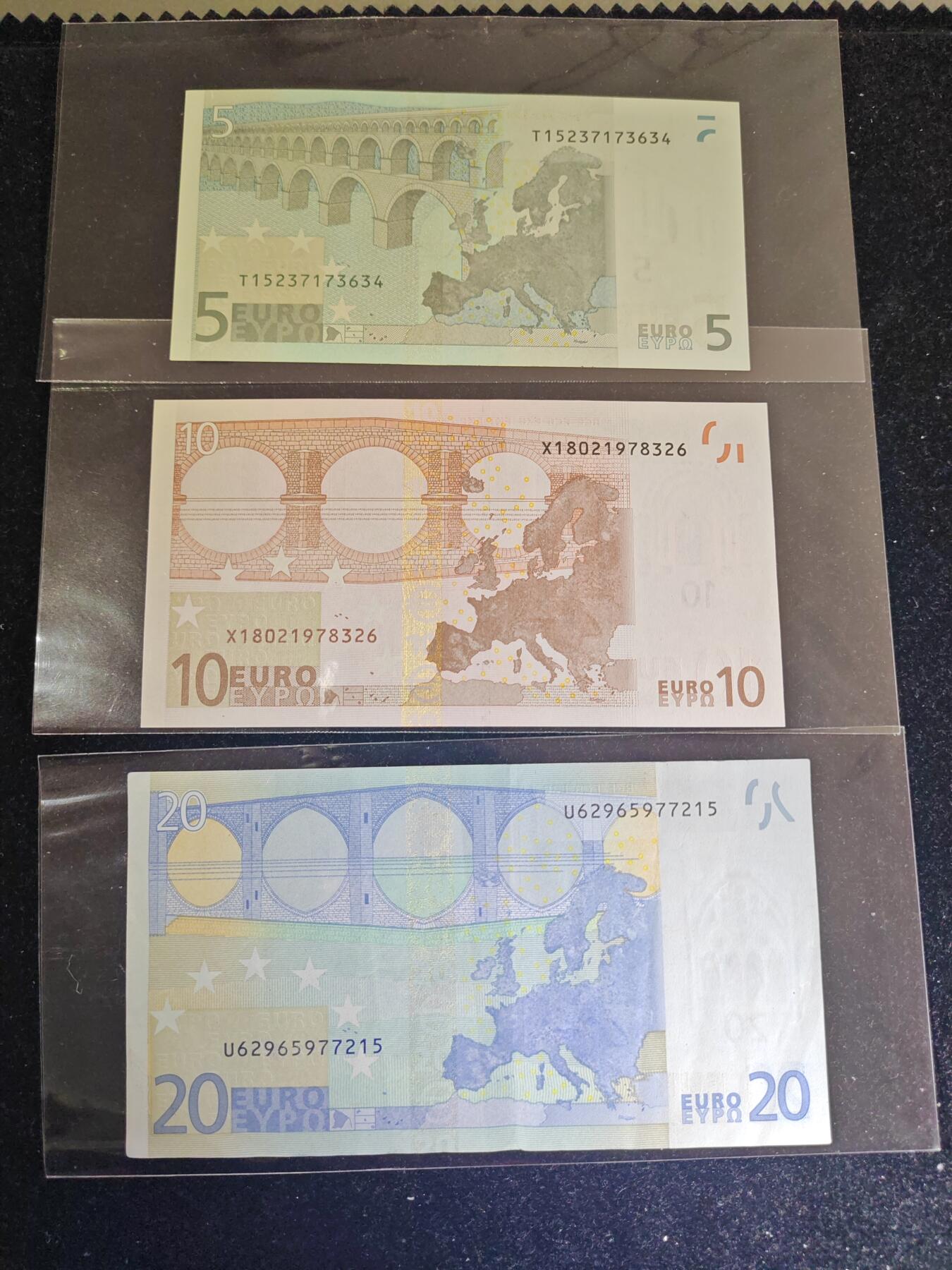 欧盟纸币 2002版 5-10-20欧 小套三张 非全新好品（5欧和10欧基本全新）