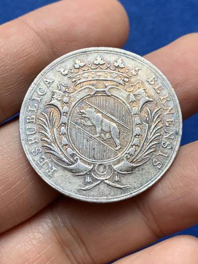 《竞宝斋》第448场 周日，周一，2场连拍 （全场包邮） - 瑞士伯尔尼学院银质纪念章 直径约33.9mm 重约 13.4克 细节见图