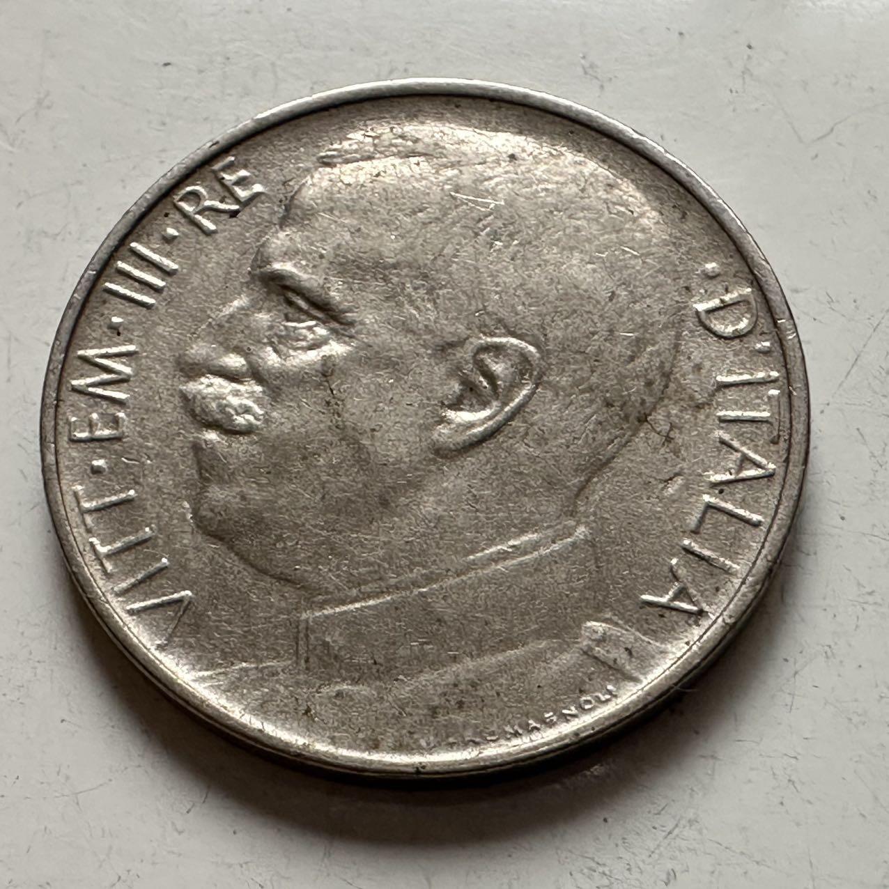 🌹外币初藏🌹🐯2025年第141场  每周二四六晚8️⃣点 接代拍 意大利1921年50分 光边