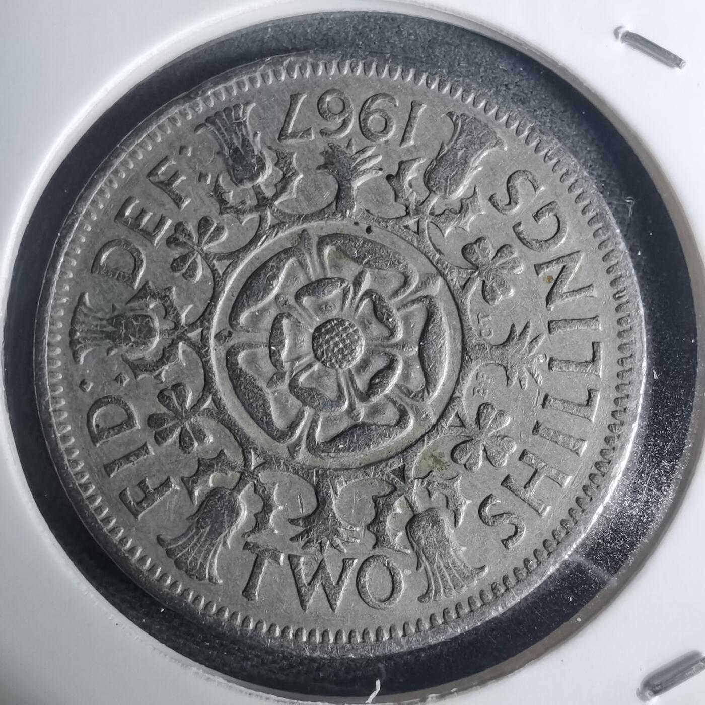 沼泽如烟--第935场 英国1967年2先令