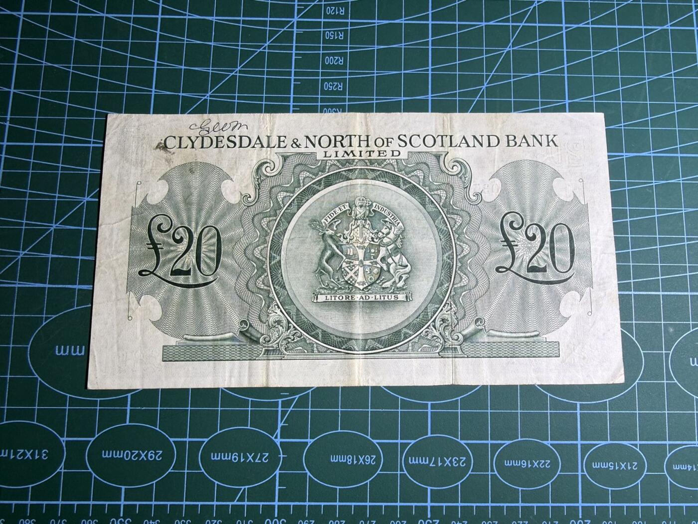 【炜奕收藏】，第五十三期 1951年苏格兰克莱斯戴尔和北方联合银行20镑，品相如图，首发年A冠稀少