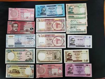 外国纸币专场251220第六十七场 - 孟加拉国🇧🇩不同版本年份共17张，UNC品相，其中一张有字迹，一张有针孔。