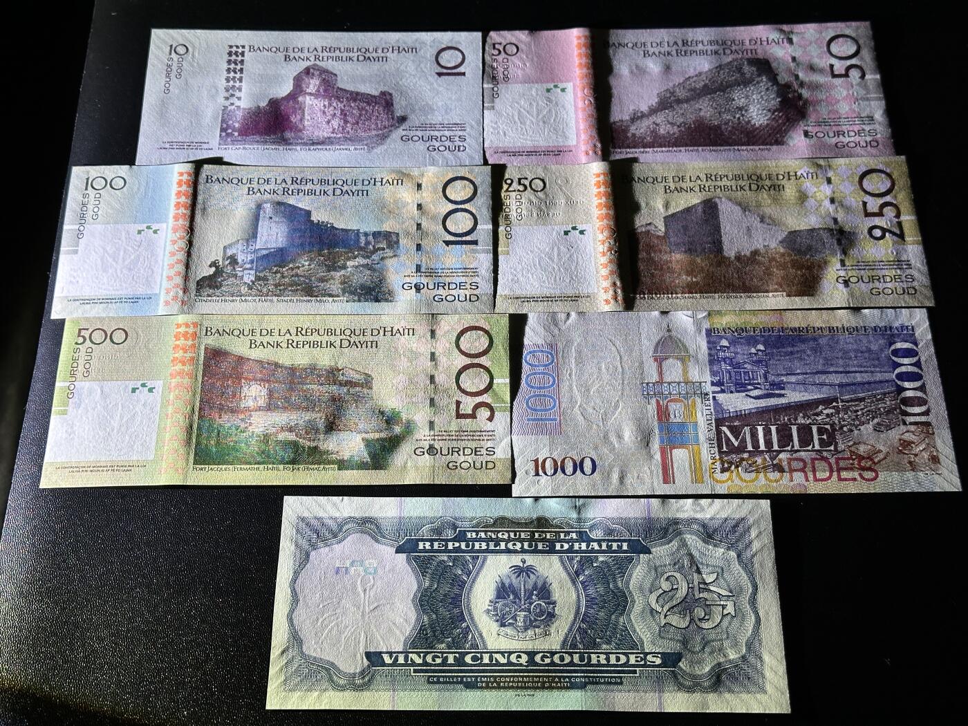 《外钞收藏家》第五百九十四期（畅拍场）（本平台长期征集拍品、欢迎藏友们联系合作） 海地10-1000面额 7张一起 全新UNC （221）