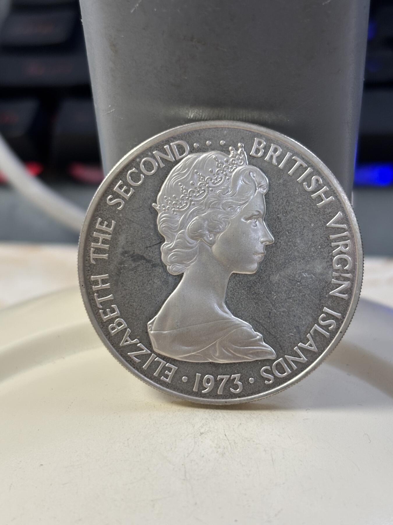 第185期拍卖 维尔京1973年动物鸟类纪念银币，925银，25.7克