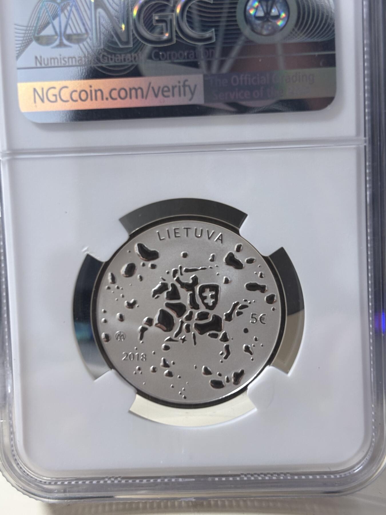 第186期拍卖 获奖立陶宛2018年传统庆典仲夏夜纪念银币NGC-PF70，925银，12.44克，发行3000枚，获2020年克劳斯年度最佳银币大奖