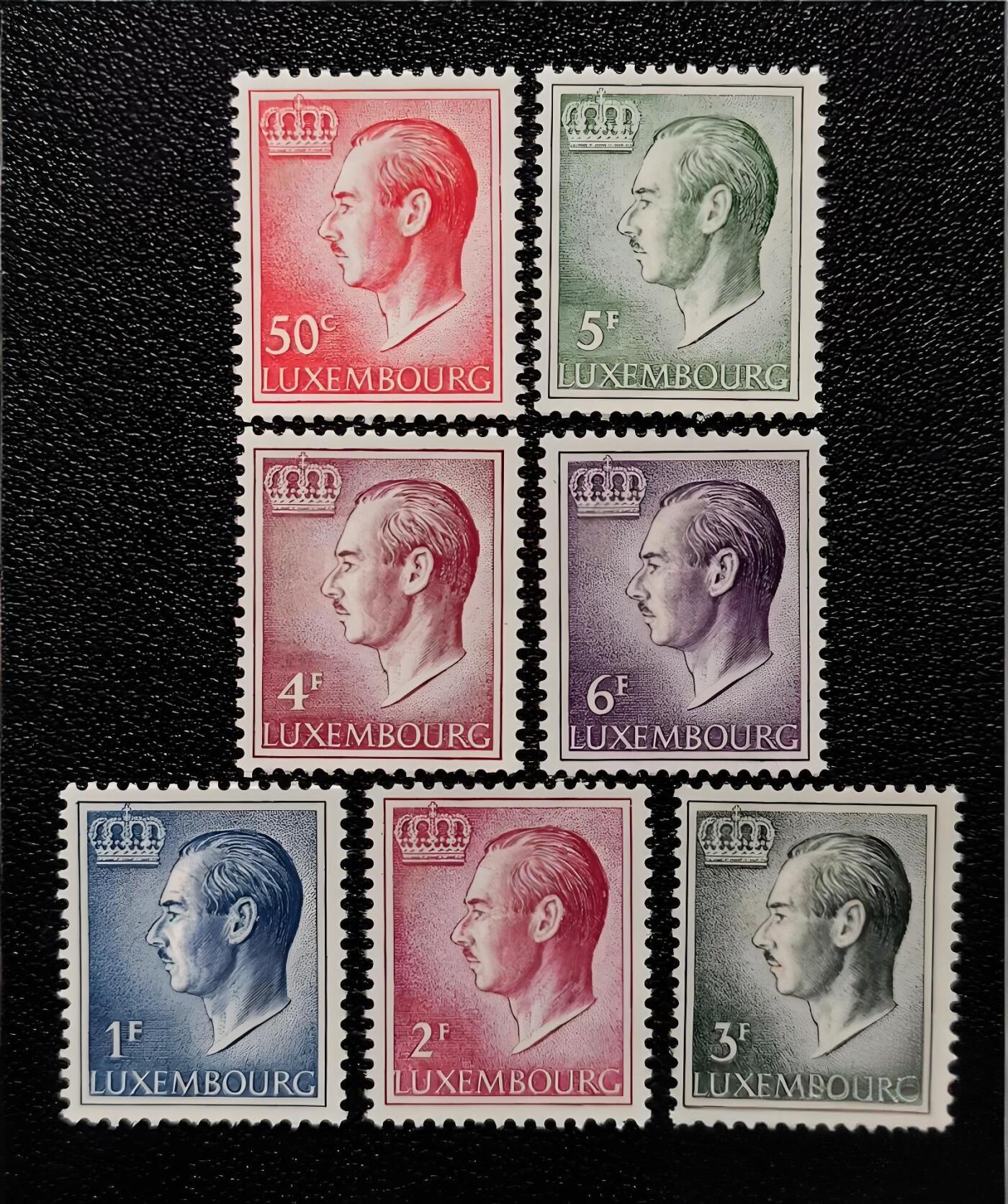 《大公肖像》雕刻版邮票共7枚