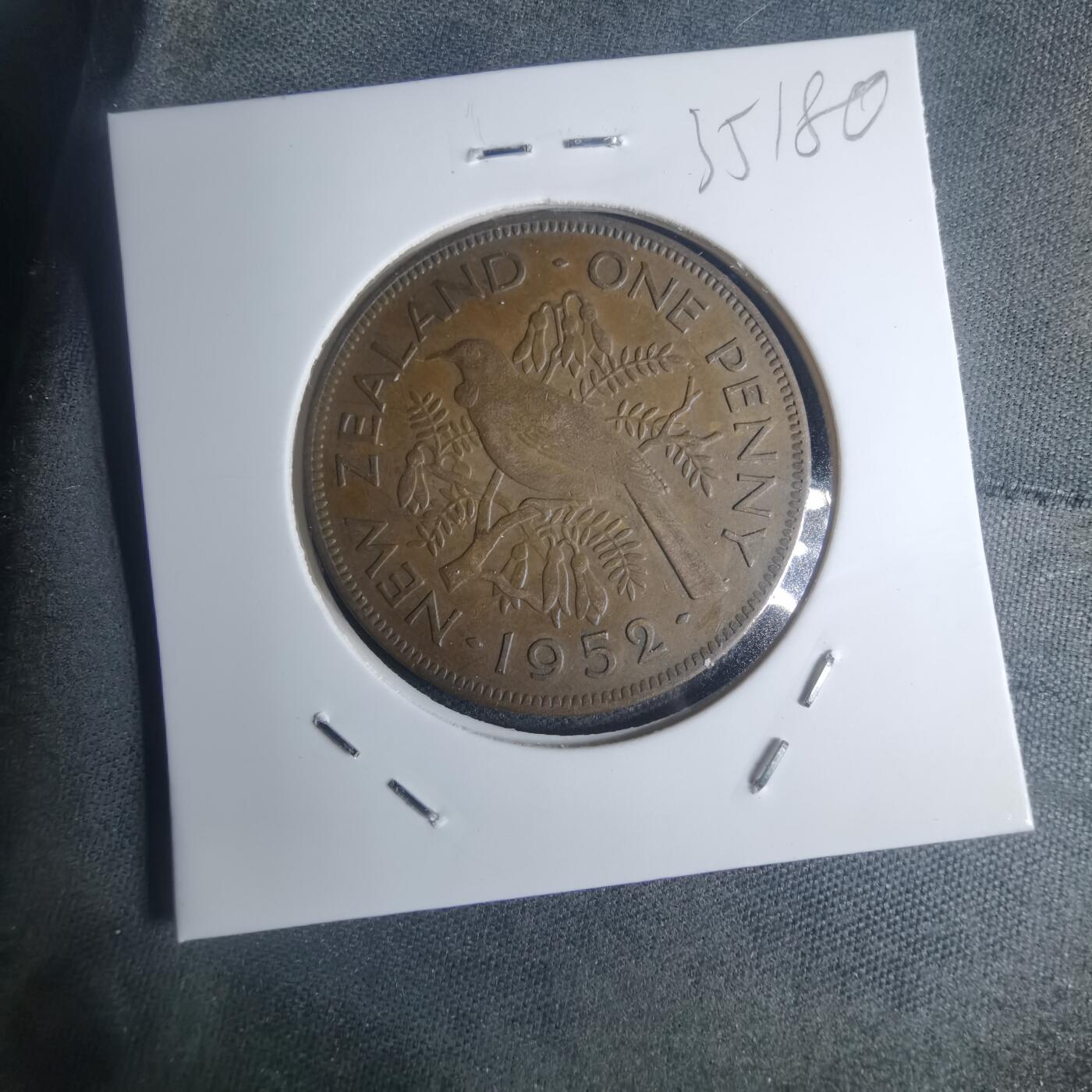 沼泽如烟--第935场 新西兰1952年份1便士