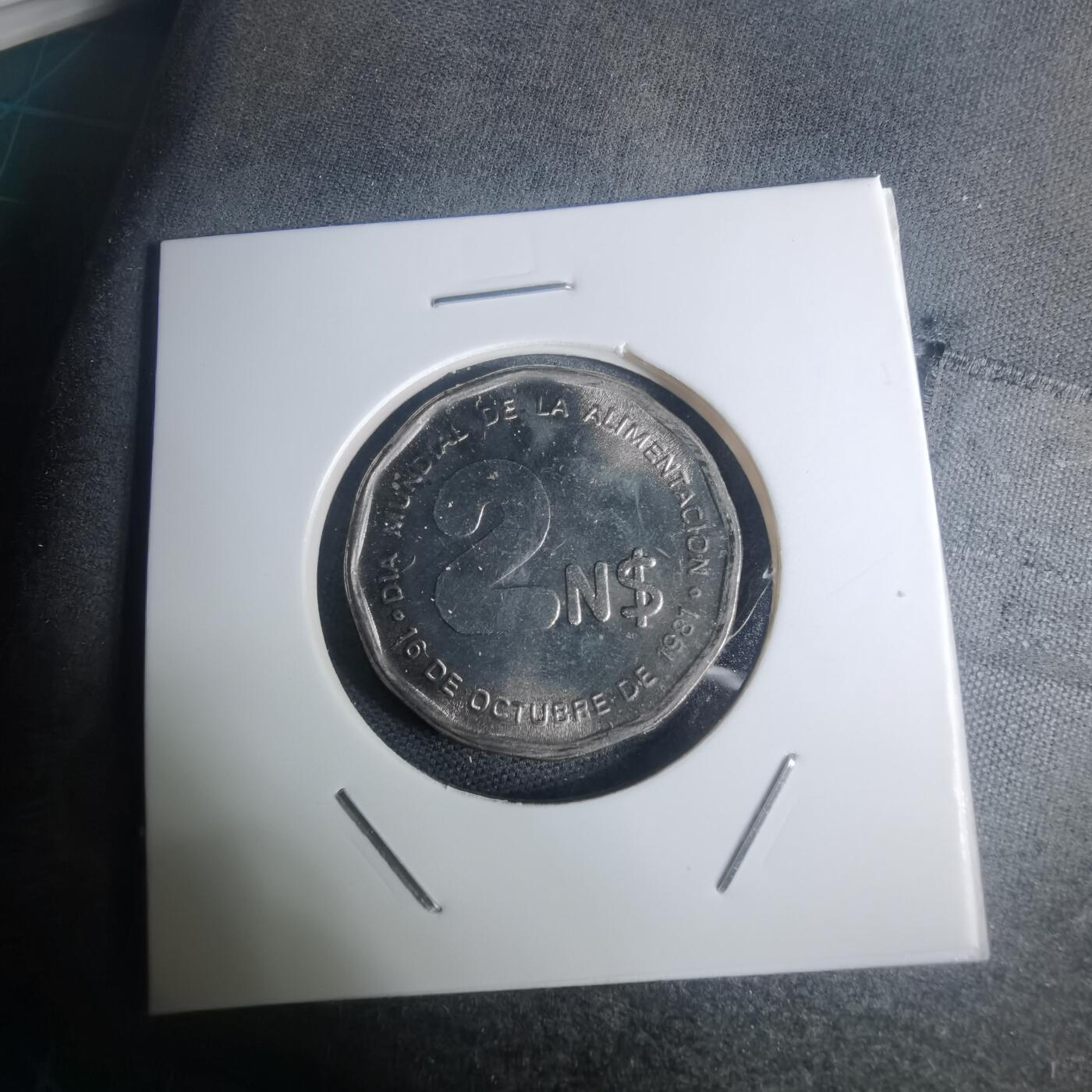 沼泽如烟--第935场 乌拉圭1981年2比索