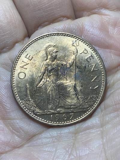 2025年第一百三十七场(总第一百六十三场）外国好品散币场(免佣金) - 英国🇬🇧1967年1便士(伊丽莎白二世青年桂冠第二版，普制币关门年)