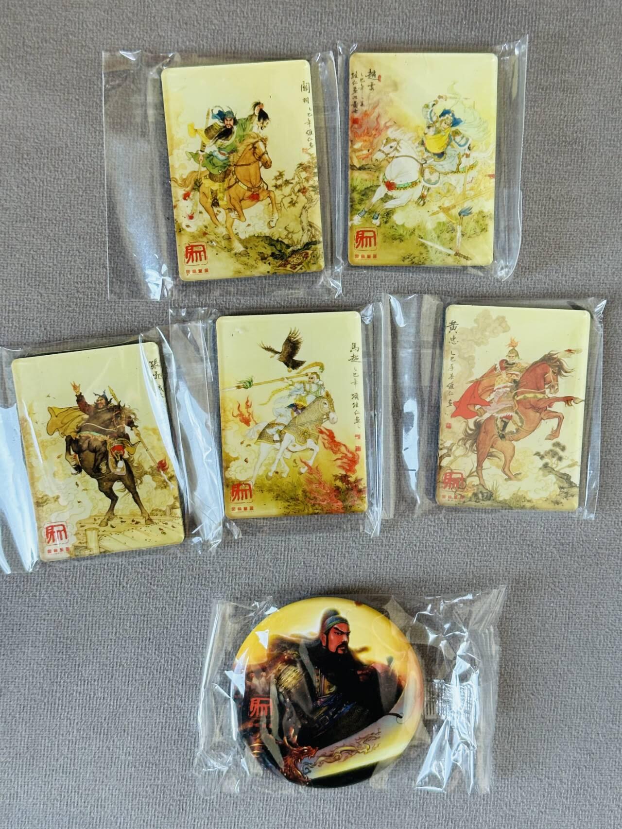 龙虎卡牌-六八场（无佣金，周六结拍，欢迎送拍） 昆仑万象 项维仁五虎将冰箱贴一套+权关羽马口铁1个