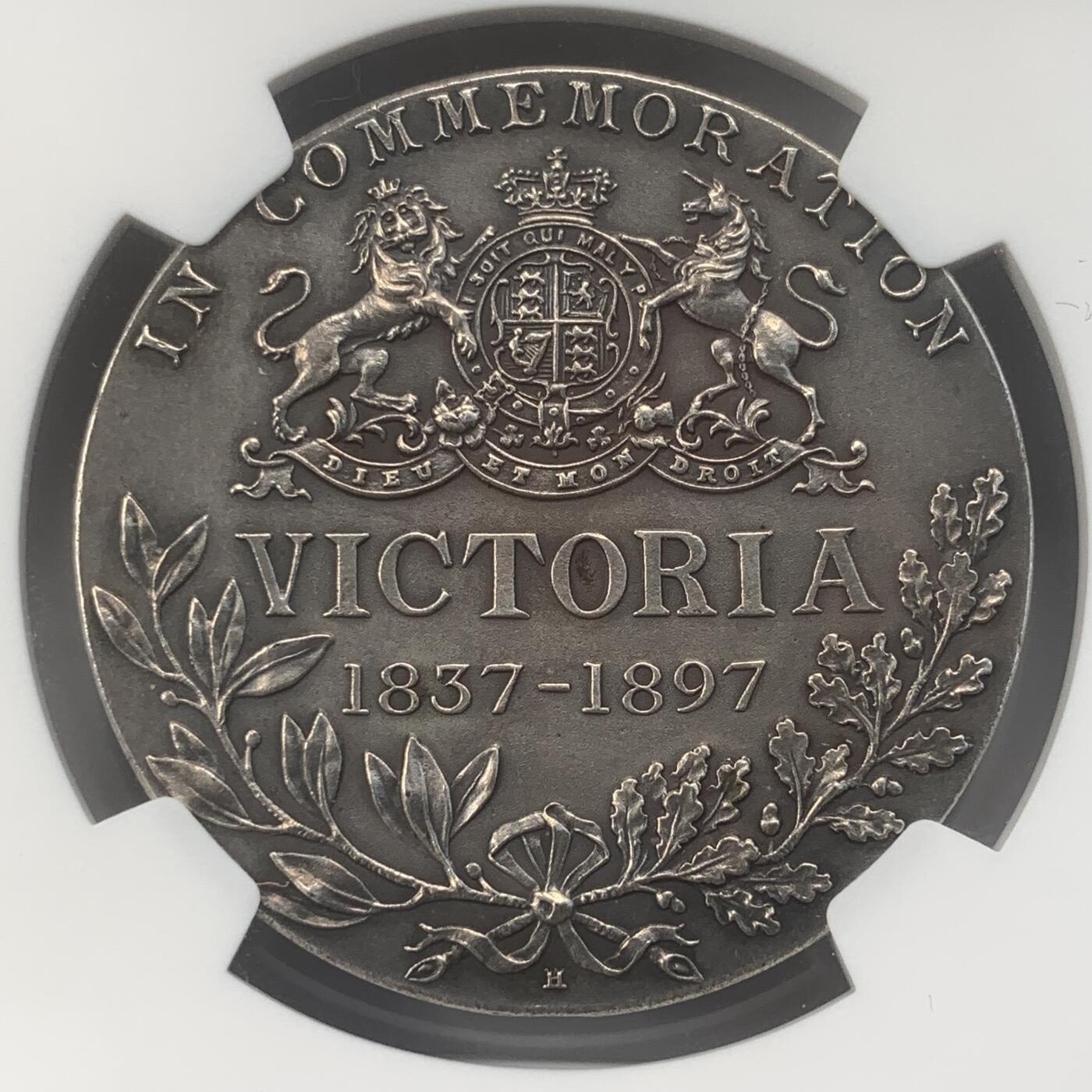 掌中浮雕-藏着的欧洲第046场