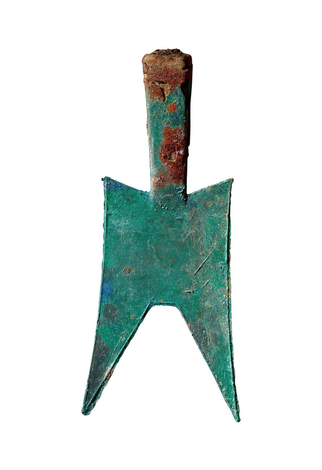 中贸圣佳2025年秋季拍卖会 争辉 中国历代古钱 春秋·晋 “玄”小型耸肩尖足空首布 127.3mm