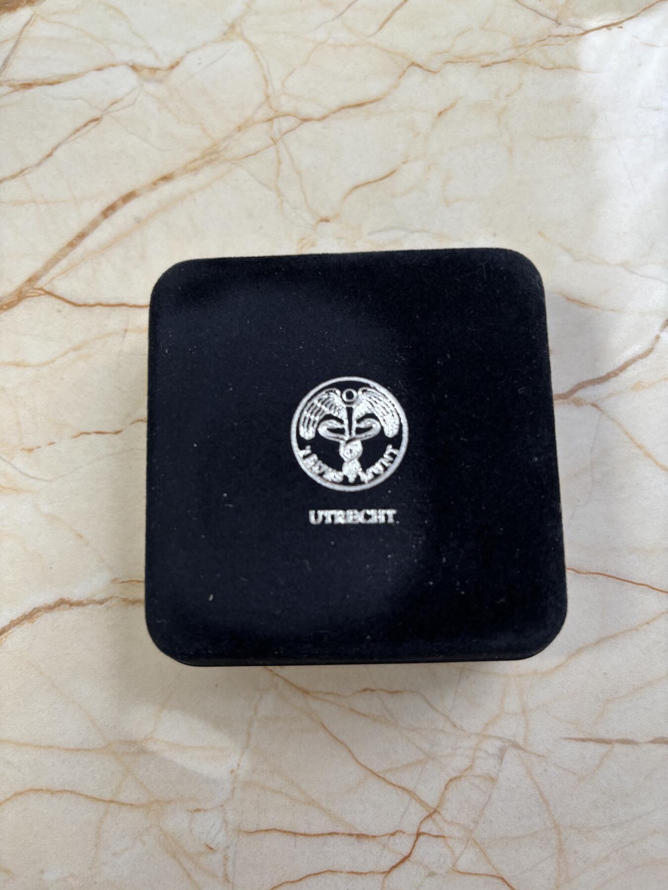 第185期拍卖 荷兰1993年1杜卡特精制银币 1816年杜卡特复刻 盒证全 28.25克873银