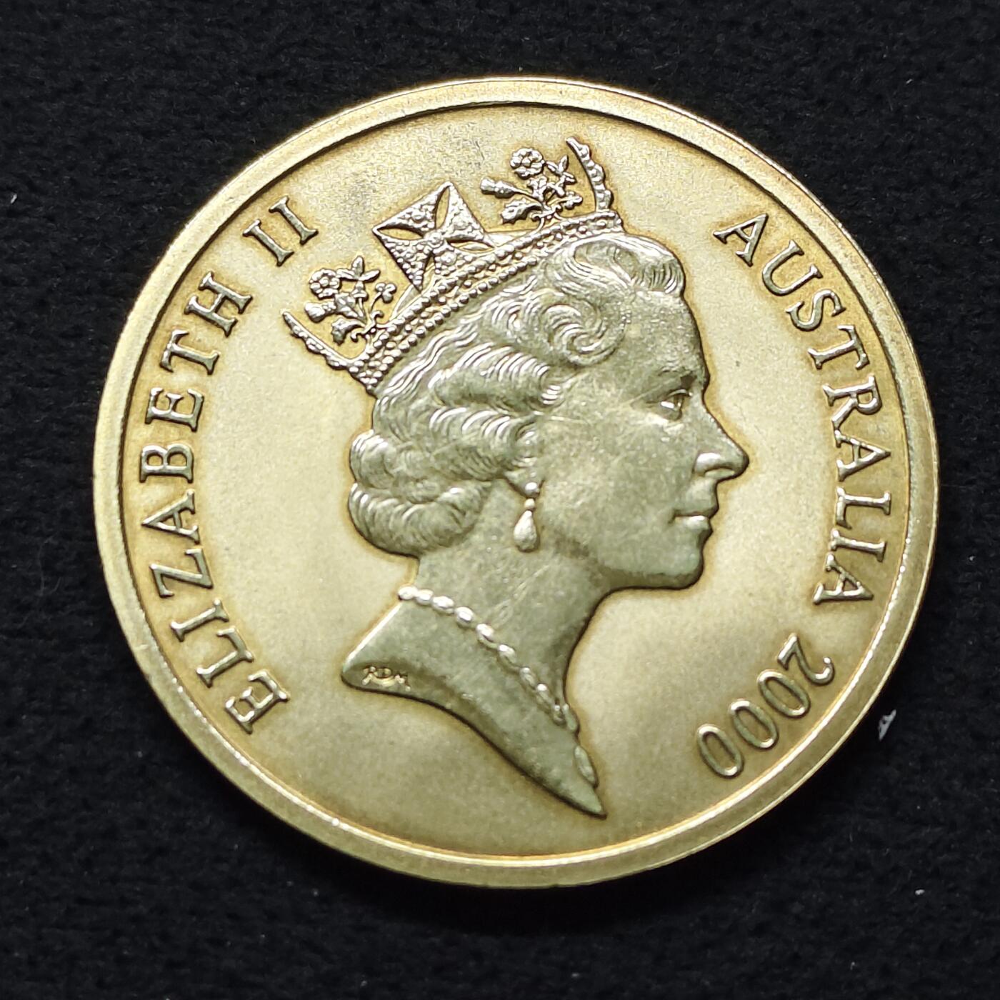 【全场包邮】纯粹捡漏拍486场（免费代拍第23场） 澳大利亚2000年5元悉尼奥运会曲棍球纪念币