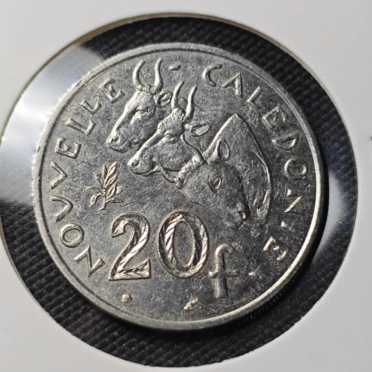 KK钱币收藏小铺 第382期  2月预留时间 周末发货 1992新喀里多尼亚20法郎