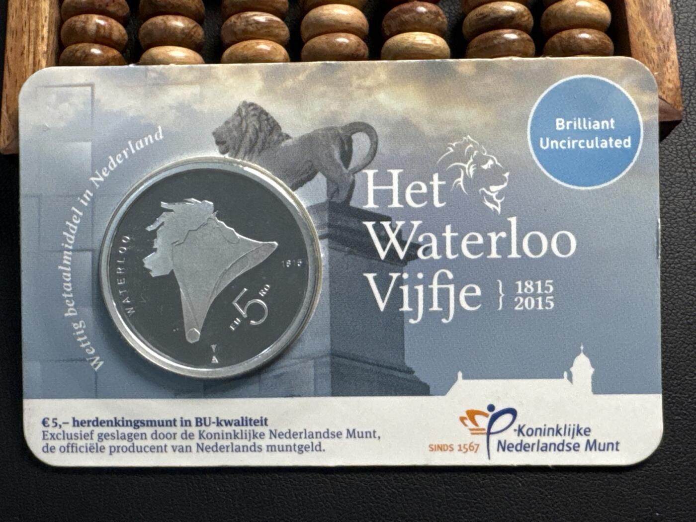❤️【币观天下】❤️ 第335期钱币拍卖- 2025.12.19周五晚上6点半场-长期征集拍品 原厂卡装荷兰2015年滑铁卢战役200周年5欧元纪念币