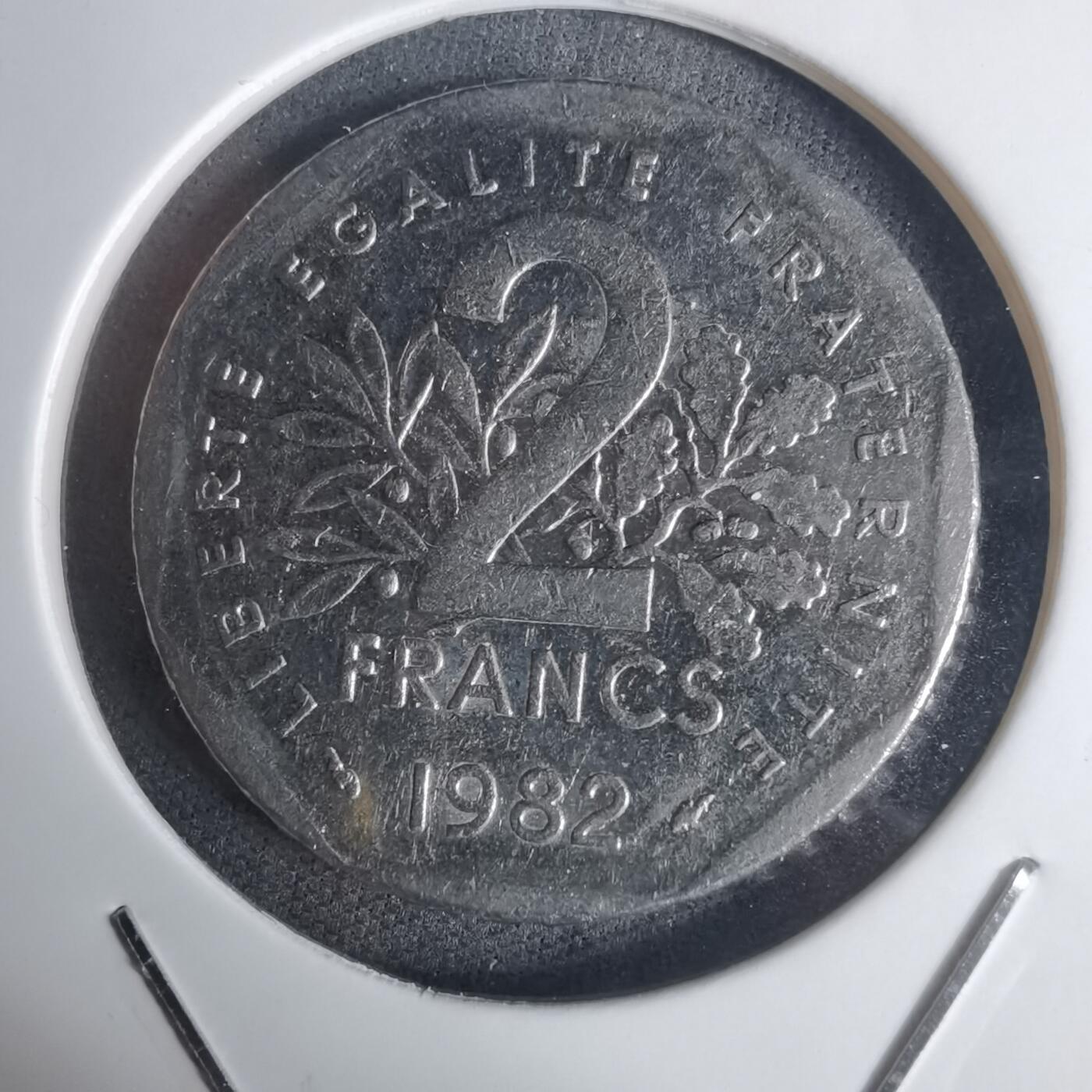 沼泽如烟--第936场 法国1982年2法郎