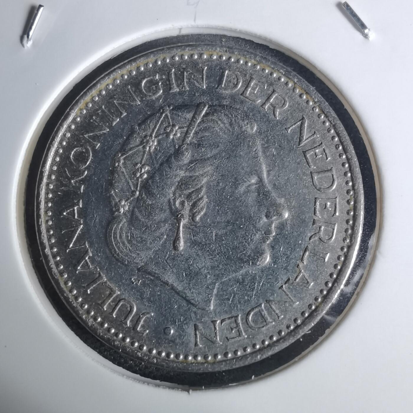 沼泽如烟--第936场 荷兰1977年1盾