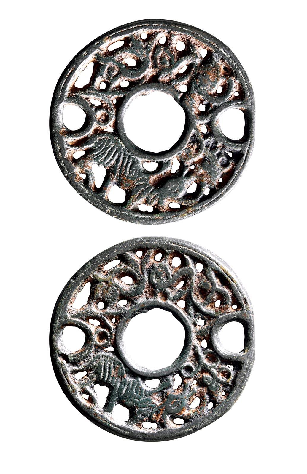 中贸圣佳2025年秋季拍卖会 争辉 中国历代古钱 元 吴牛惴月镂空花钱 56.7*3.9mm