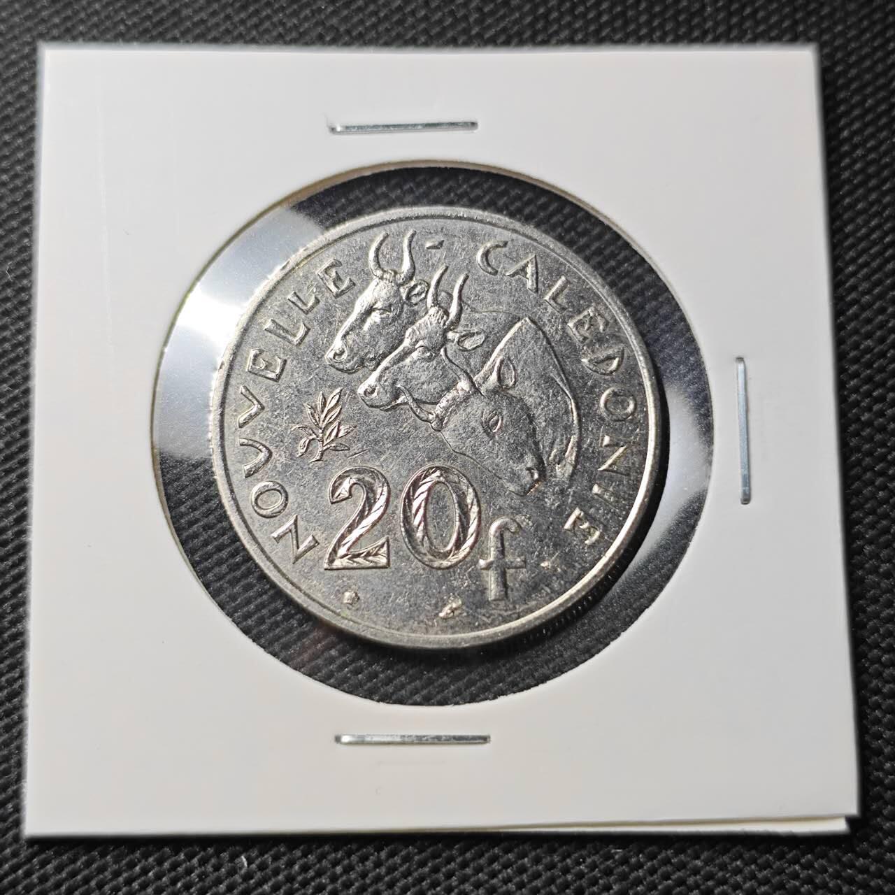 KK钱币收藏小铺 第382期  2月预留时间 周末发货 1992新喀里多尼亚20法郎