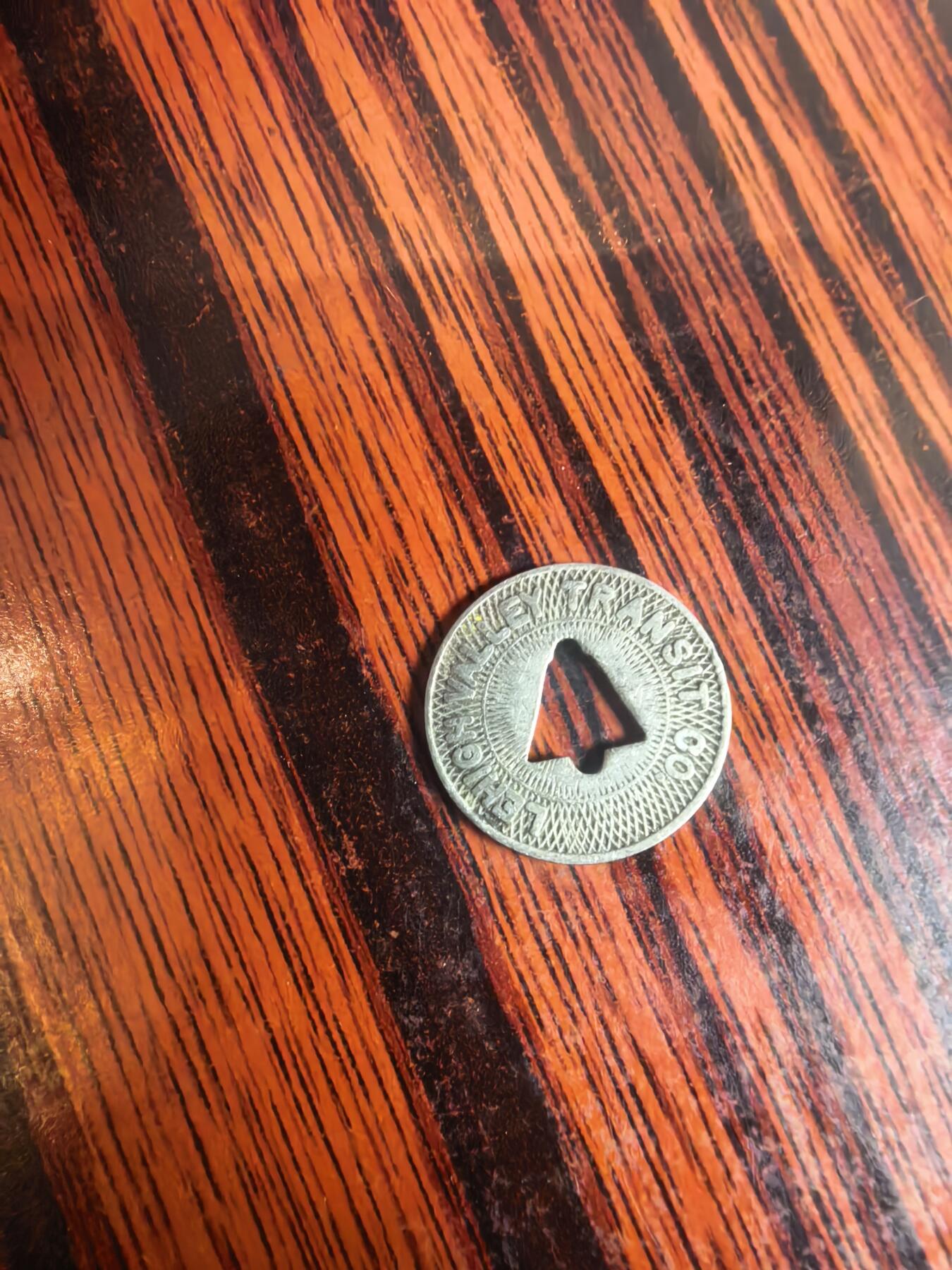 泡泡币外币四十场可代拍15038385335微信 公交代币。