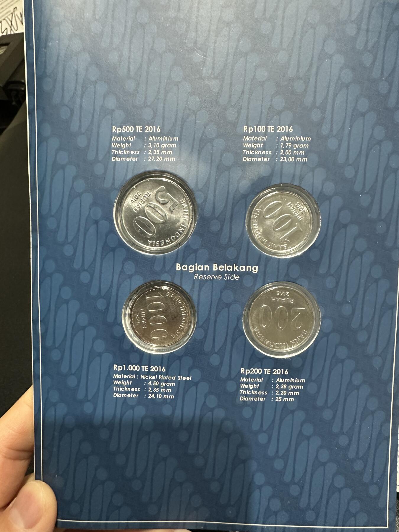 《外钞收藏家》第五百九十四期（畅拍场）（本平台长期征集拍品、欢迎藏友们联系合作）