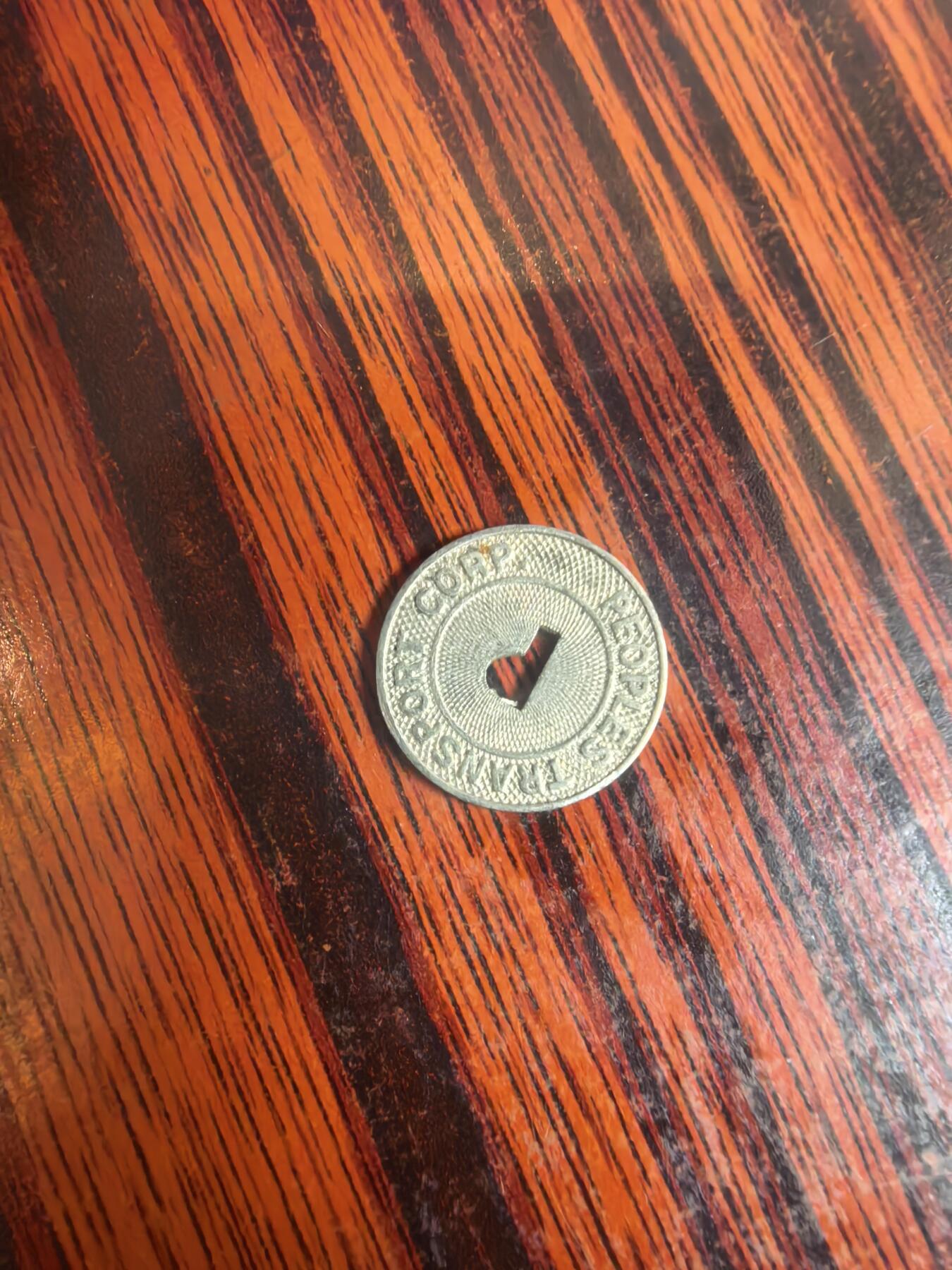 泡泡币外币四十场可代拍15038385335微信 公交代币。