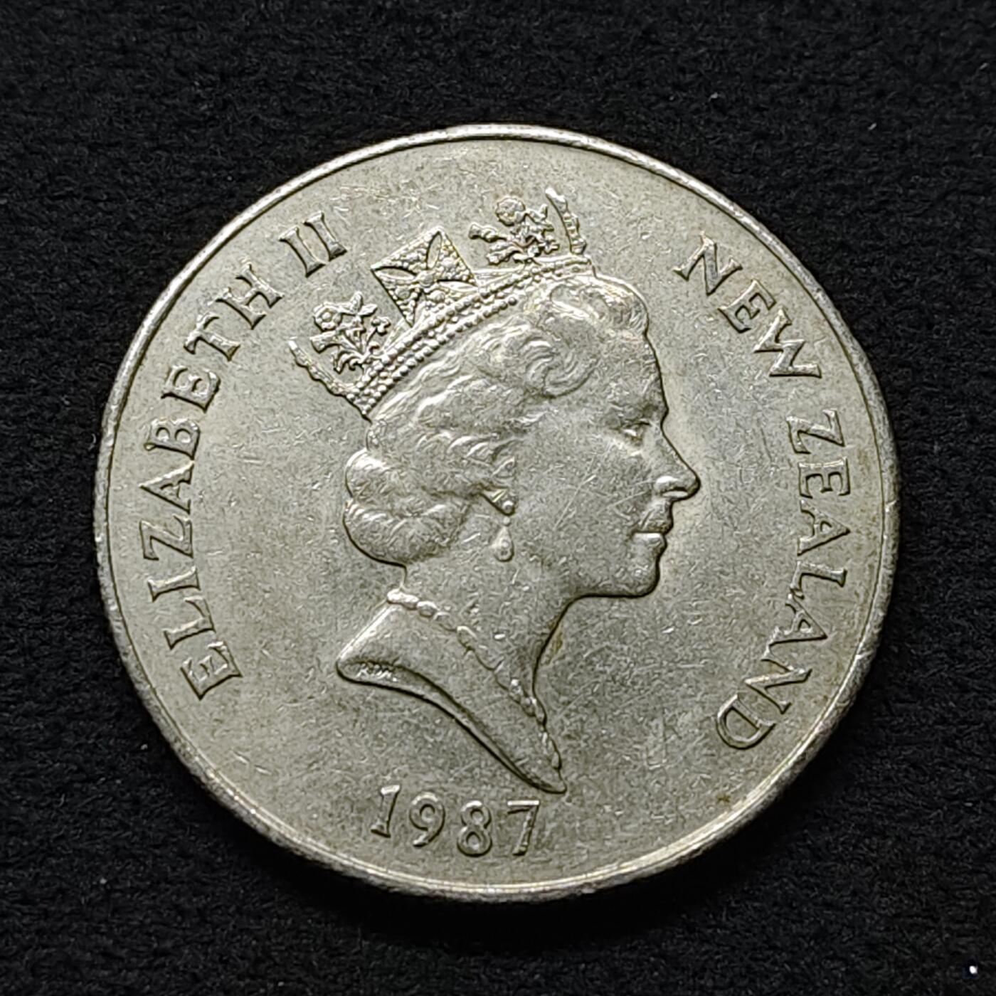 【全场包邮】纯粹捡漏拍486场（免费代拍第23场） 新西兰1987年奋进号50分