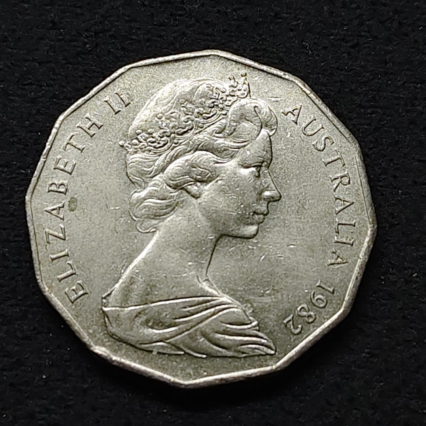 【全场包邮】纯粹捡漏拍486场（免费代拍第23场） 澳大利亚1982年50分布里斯班英联邦运动会纪念币