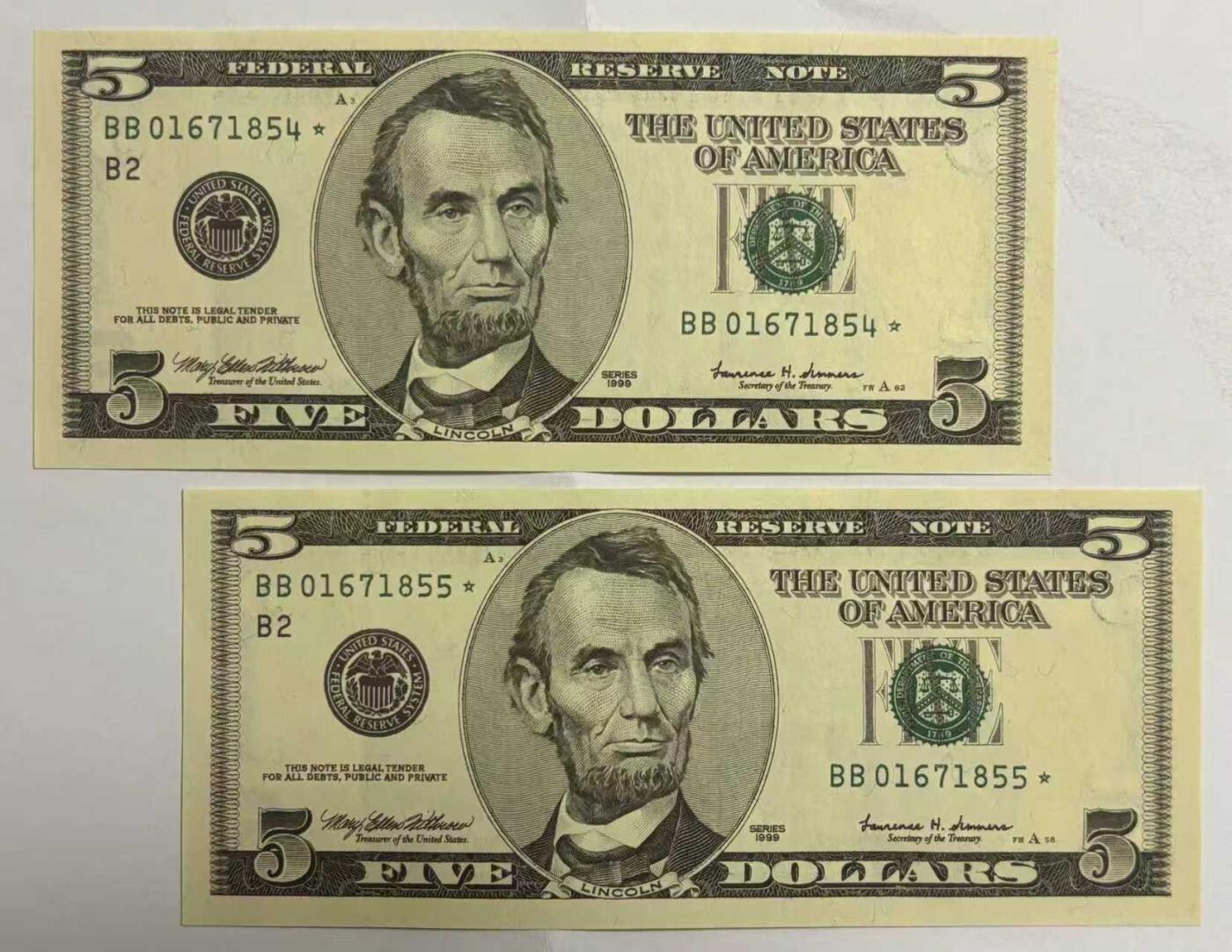 《外钞收藏家》第五百九十四期（畅拍场）（本平台长期征集拍品、欢迎藏友们联系合作） 1999年 大头版 5美元 首发年份 BB冠号 星补号 5张连号 实物图