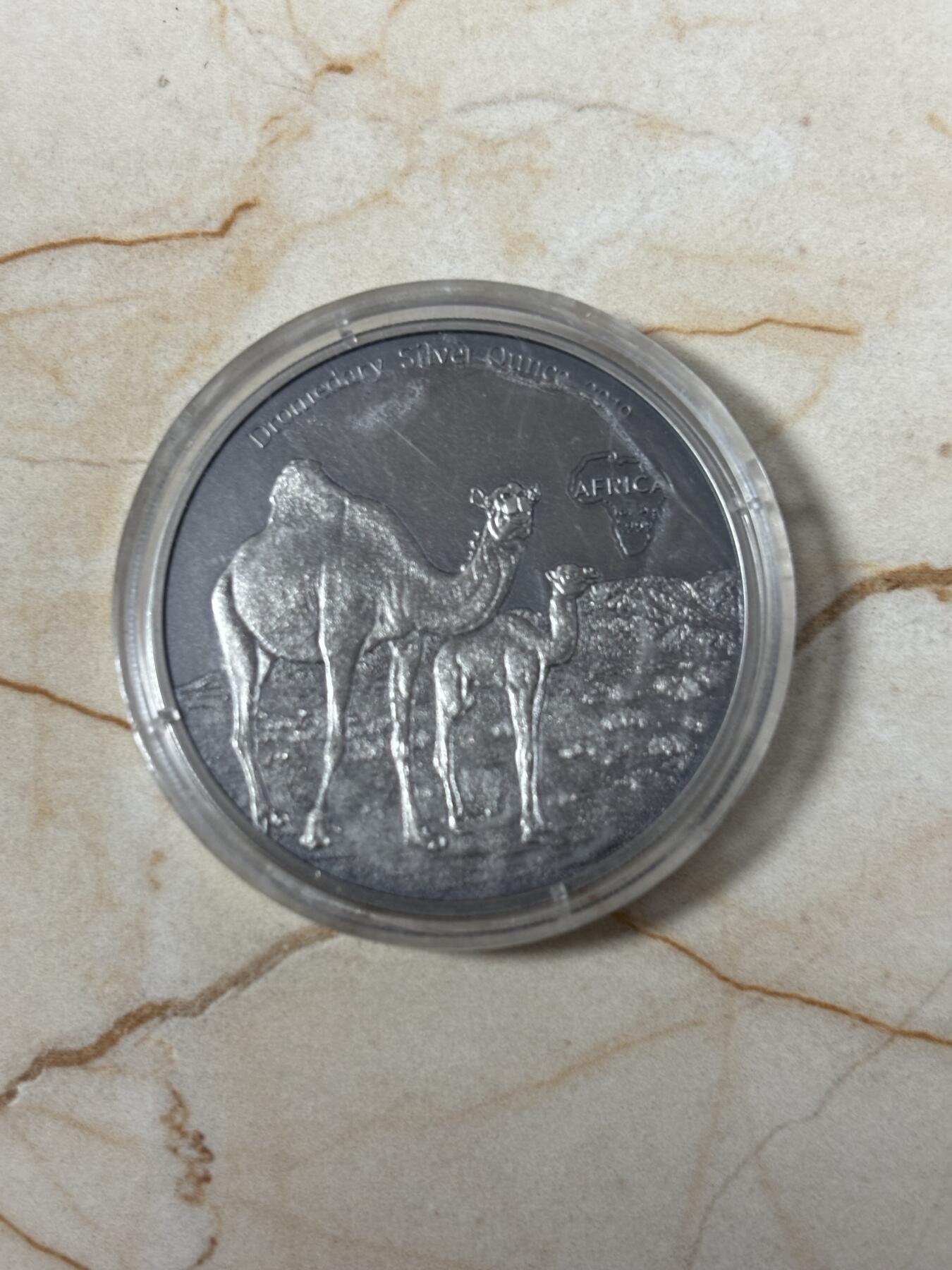 第186期拍卖 喀麦隆2019年动物骆驼1盎司仿古纪念银币，9999银，发行2000枚