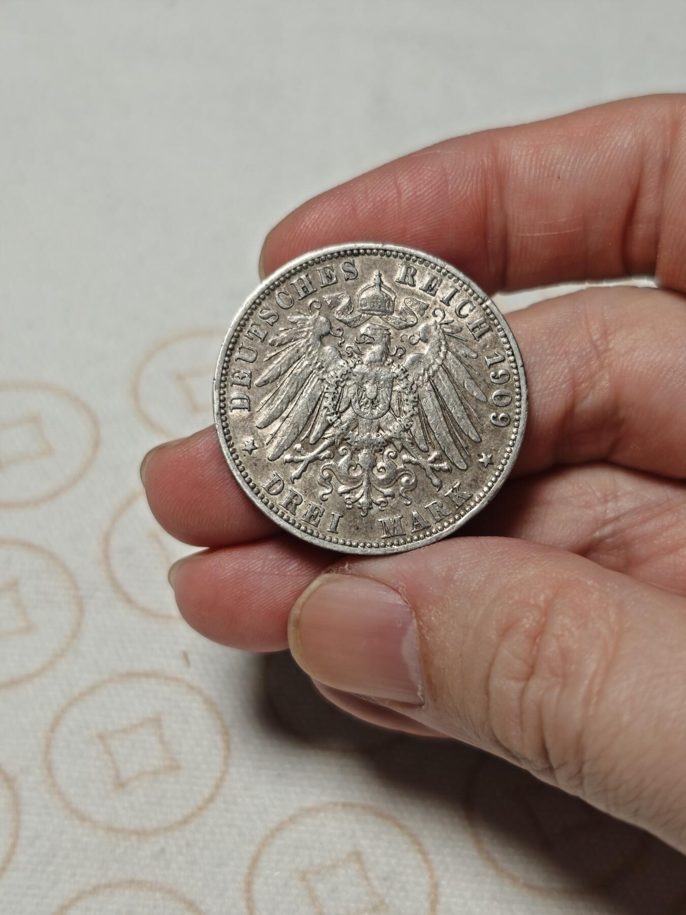 抚柳草堂-第二期章牌钱币 奖章勋章限时免佣 满百包邮 放漏专场 1909德国符腾堡王国威廉二世3马克银币 16.7g老包浆味道不错