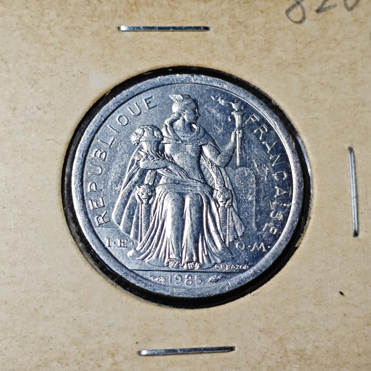 KK钱币收藏小铺 第382期  2月预留时间 周末发货  1985新喀里多尼亚1法郎