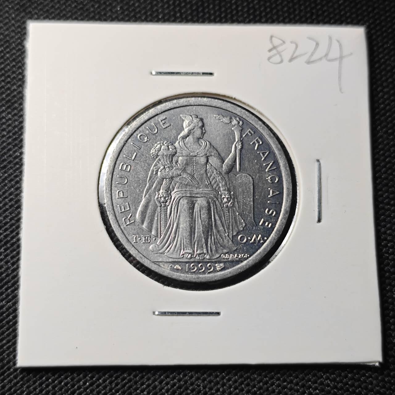 KK钱币收藏小铺 第382期  2月预留时间 周末发货  1999新喀里多尼亚2法郎