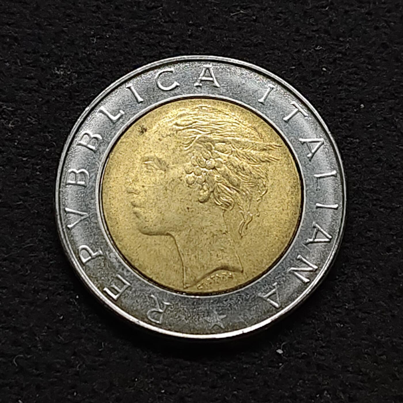 【全场包邮】纯粹捡漏拍486场（免费代拍第23场） 意大利1985年500里拉双色币