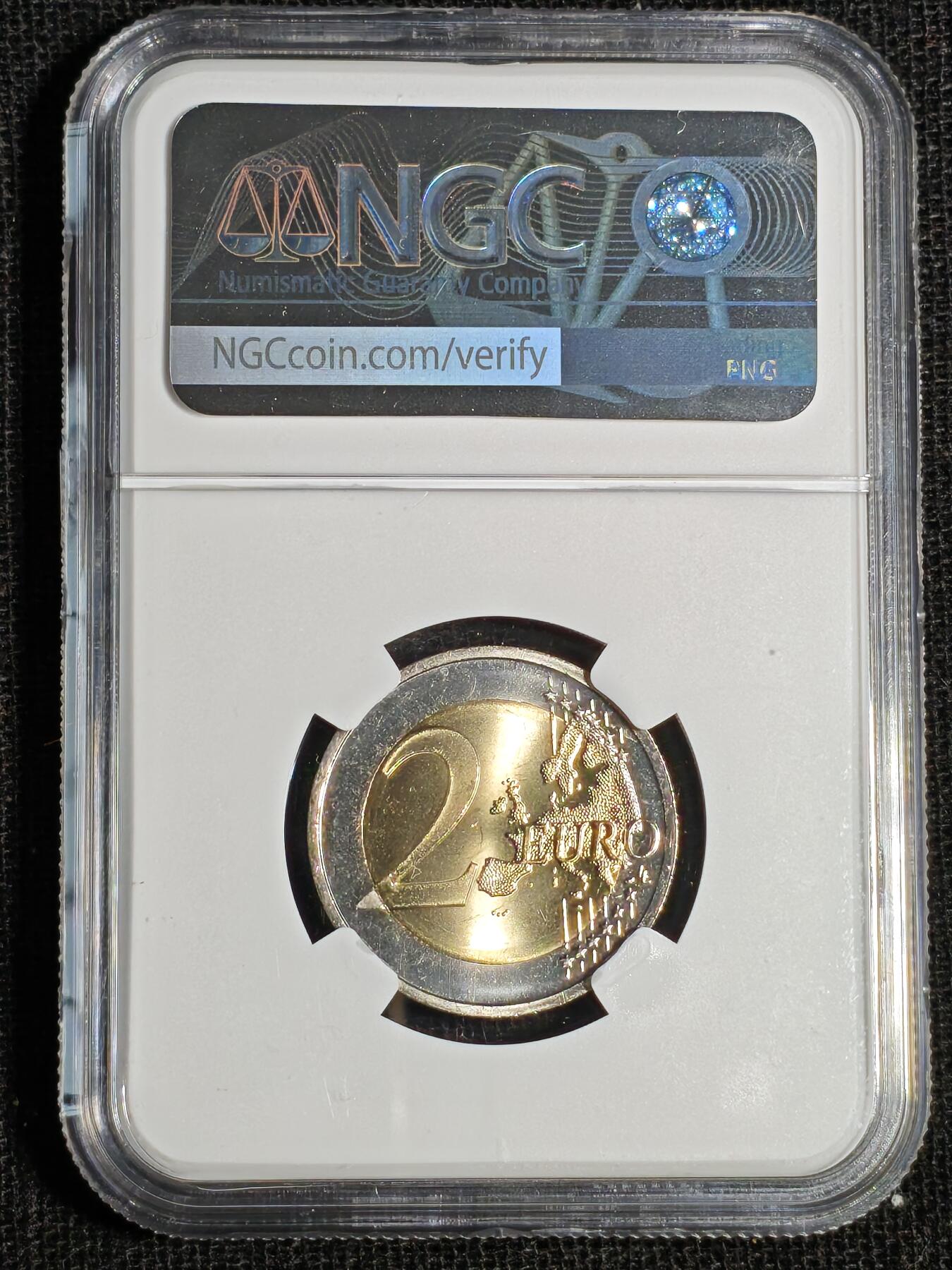 刘世昌艺术品销售中心～虎踞龙蟠*金杨在线联拍群第512期 立陶宛2015年“立陶宛语言”2欧元纪念币（NGC  MS66  串号：6415595-008）1枚。