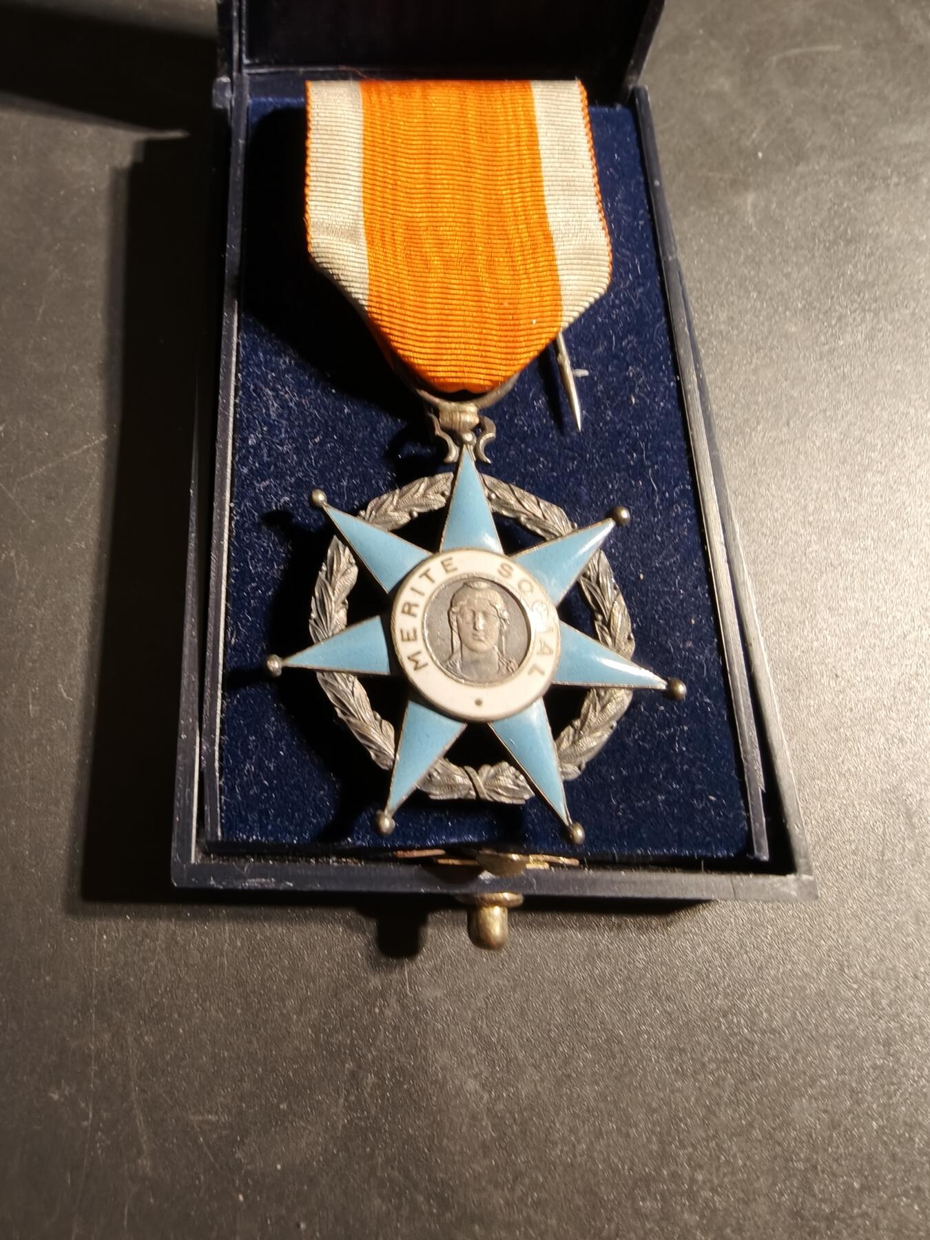 老王徽章第170期