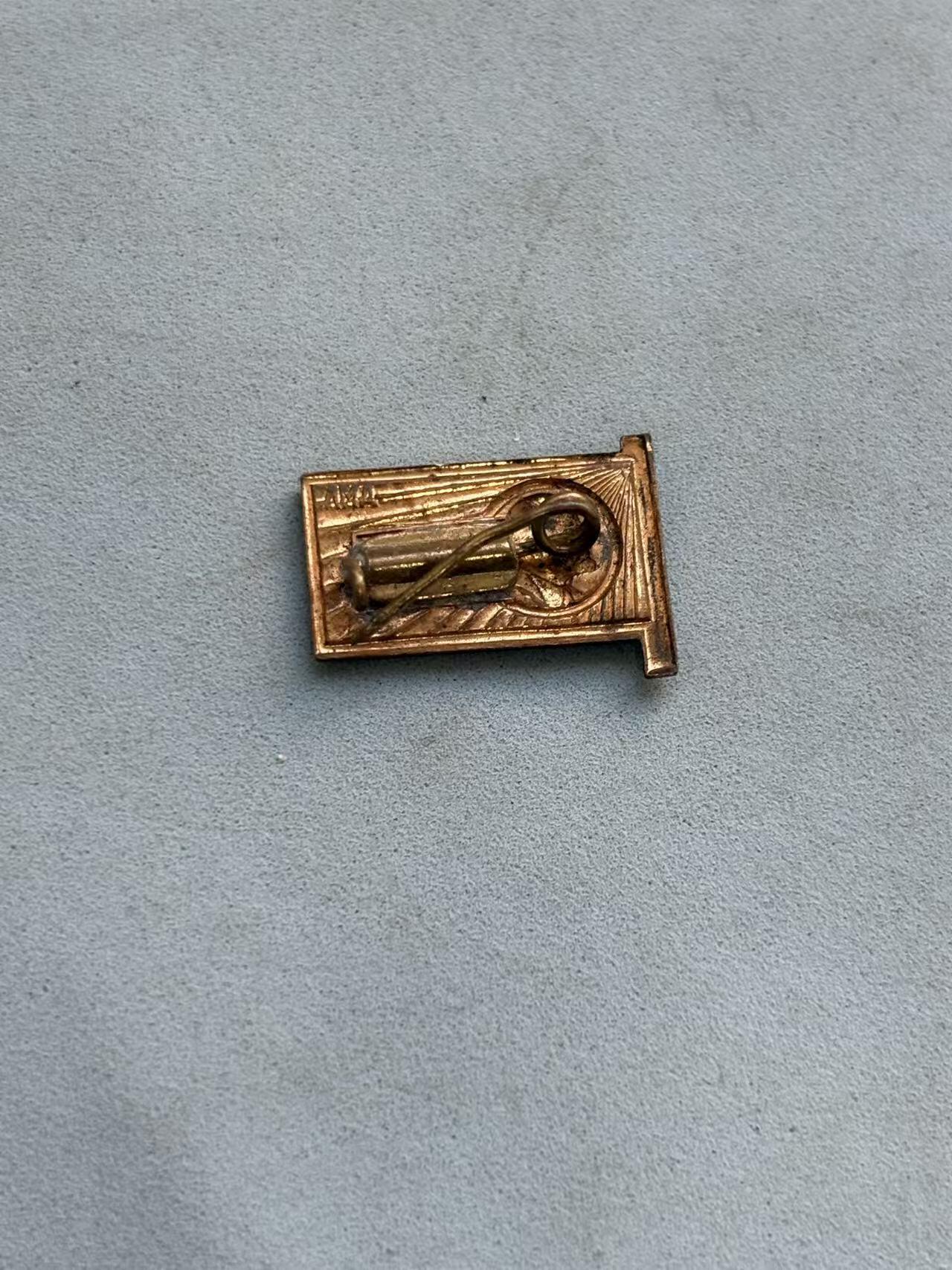 盛世勋华——号角文化勋章邮票专场拍卖第294期 苏联列宁像章 带厂标