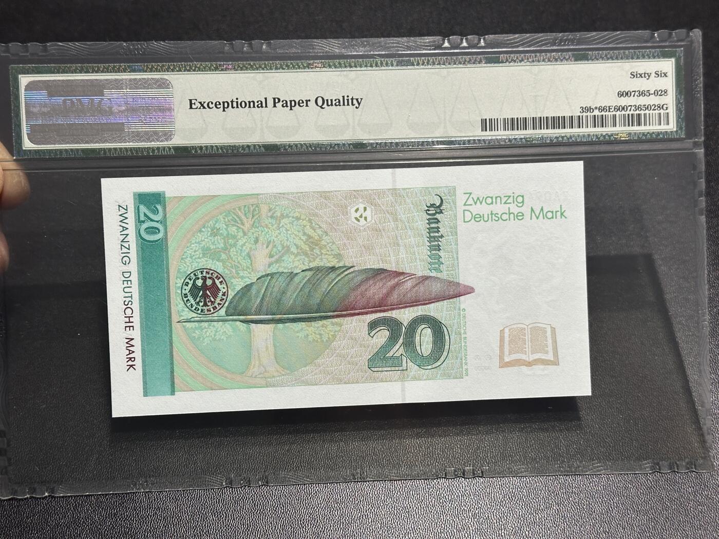 《外钞收藏家》第五百九十四期（畅拍场）（本平台长期征集拍品、欢迎藏友们联系合作）